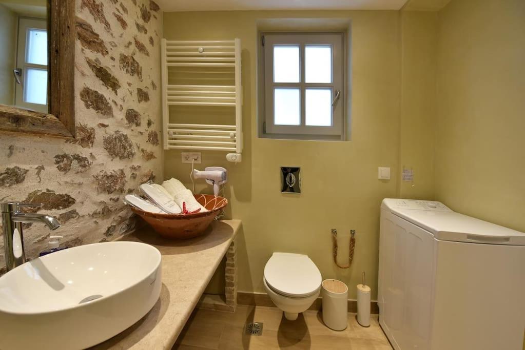 Sterna Apartment Hydra  Exterior photo